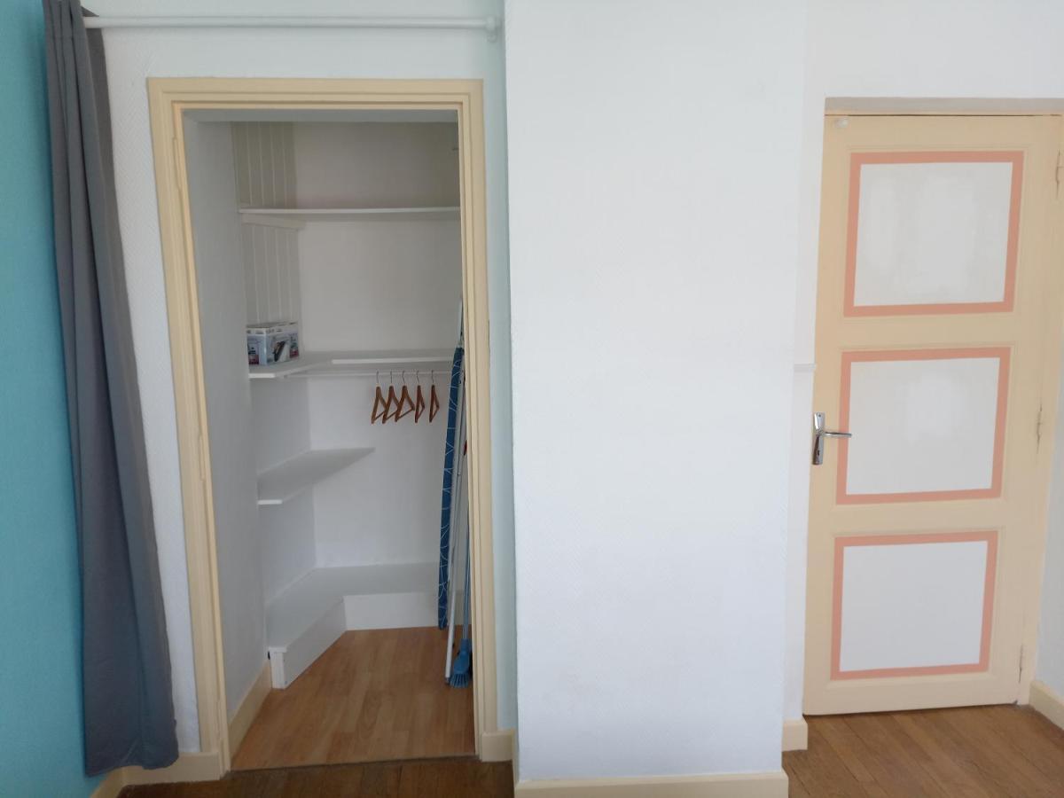 Appartement Paisible - Coeur De Ville Le Creusot Exterior foto
